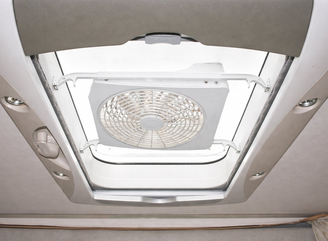 Fiamma Turbo Kit 12 V para claraboya camper