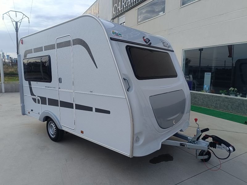 Caravana Across 330 DS vista exterior